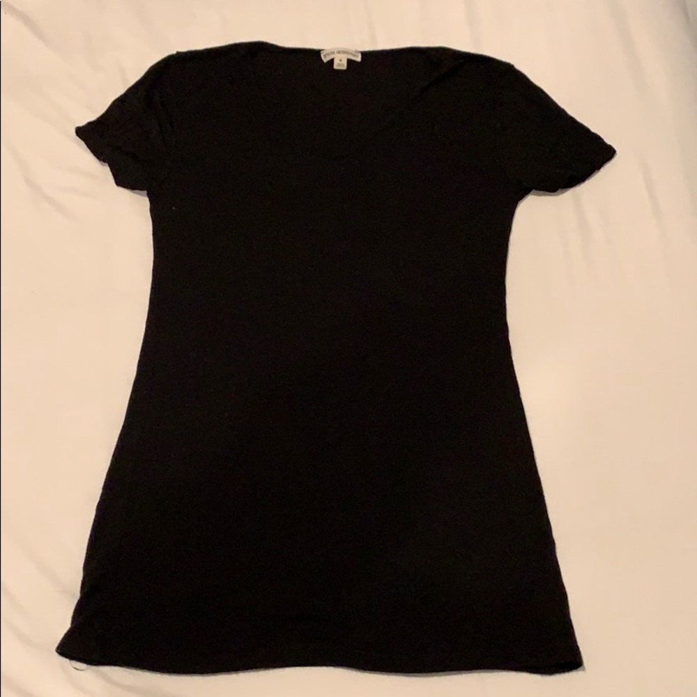 long v-neck t-shirt